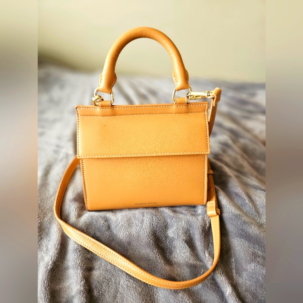 Modern Picnic womens chic lunch bag